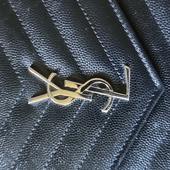 Saint Laurent YSL Monogram Small Wallet on Chain in Grained Leather - Picture 2 of 8